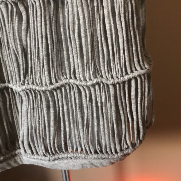 Billabong Grey Tank - Picture 4 of 7